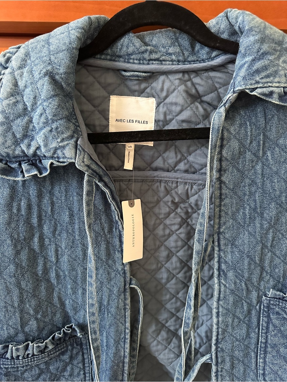 Avec Les Filles Quilted Denim Jacket with Ruffle Collar in Light Blue - Picture 4 of 7
